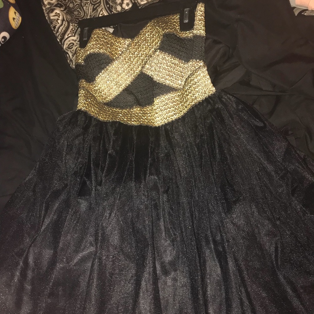 Black and gold mini dress!
